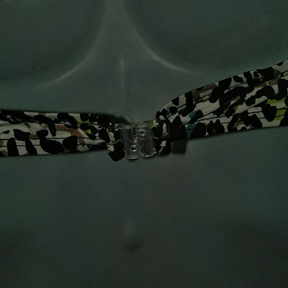 Bathing suits - Picture 3 of 4